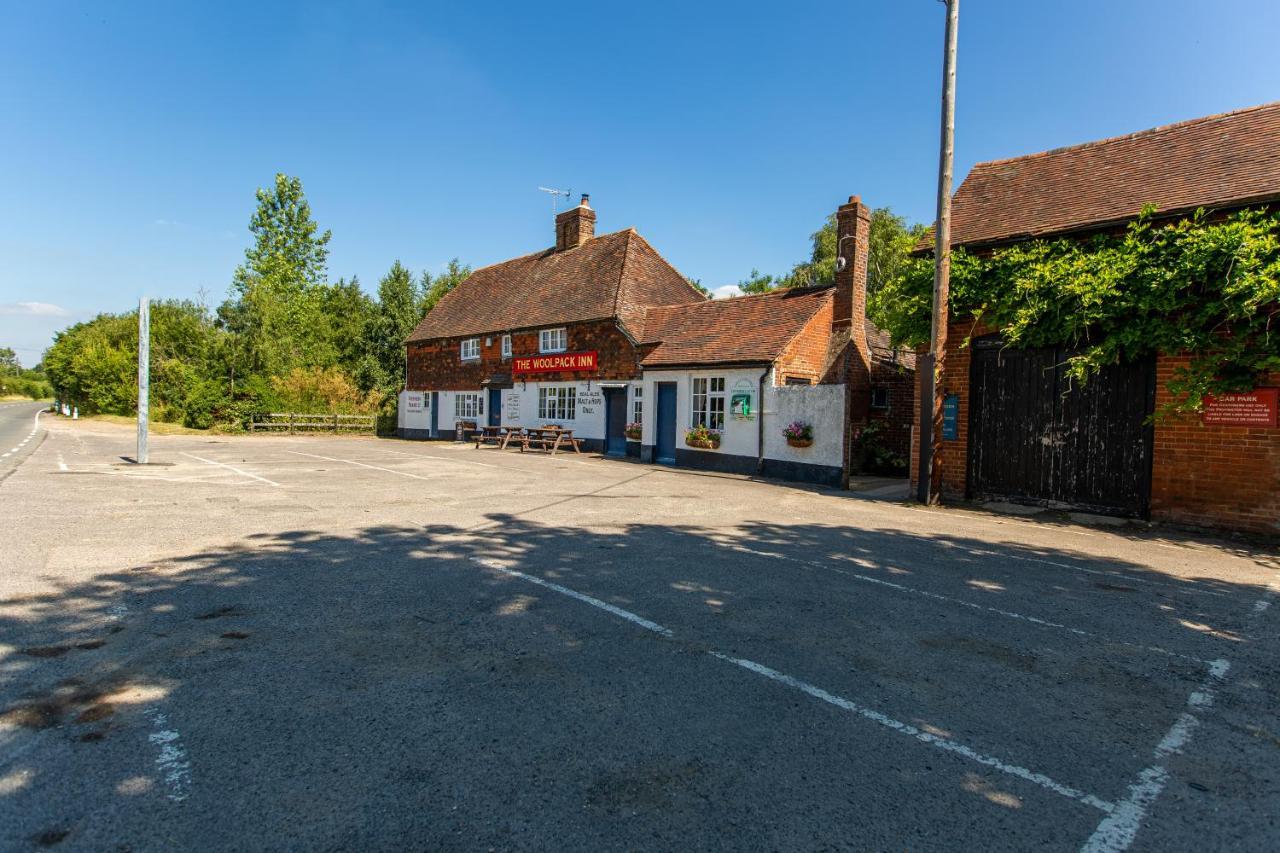 The Woolpack Glamping Hotel Maidstone Bagian luar foto