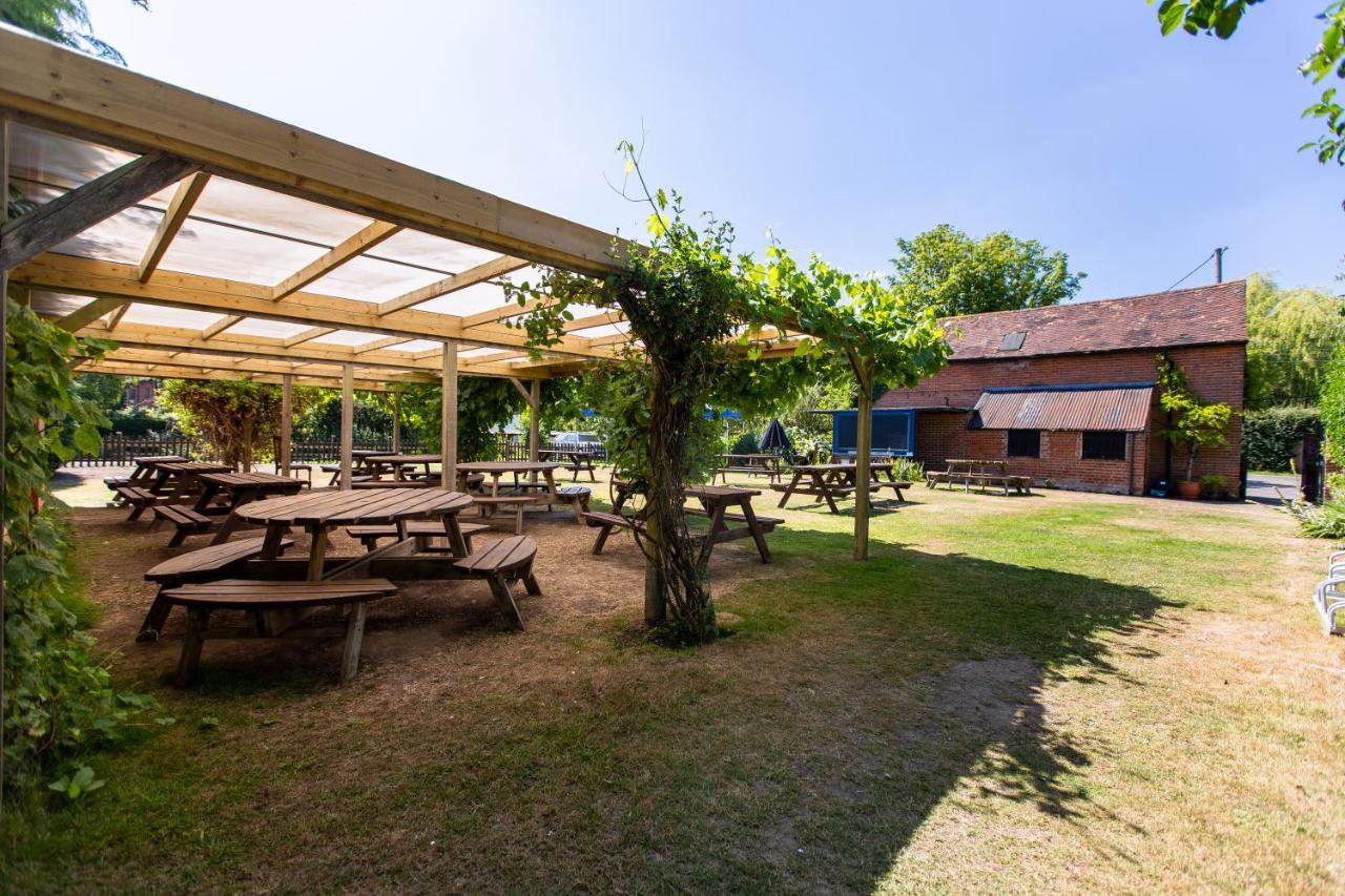 The Woolpack Glamping Hotel Maidstone Bagian luar foto