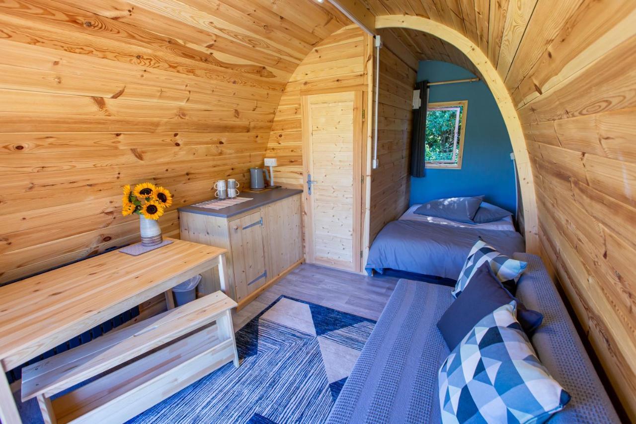 The Woolpack Glamping Hotel Maidstone Bagian luar foto